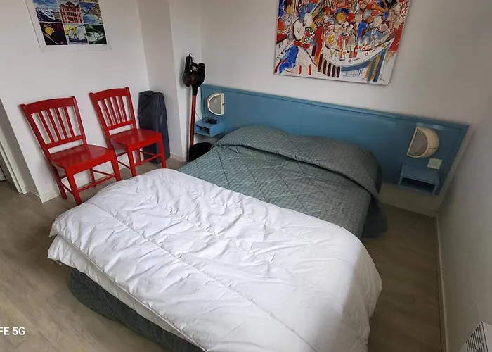 En Duplex Avec Piscine, Proche Et Piste Cyclable à - Fr-1-792-39 Urrugne